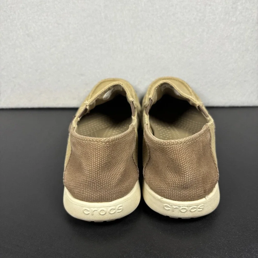 Crocs Junior Boys Size 6 Santa Cruz Tan Khaki Beige Canvas Loafer Slip On Shoes